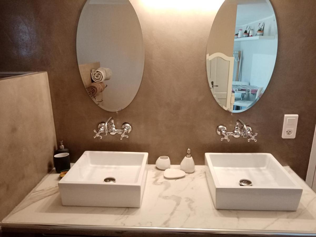 Au Coeur Du Luberon Hotell Cavaillon Exteriör bild