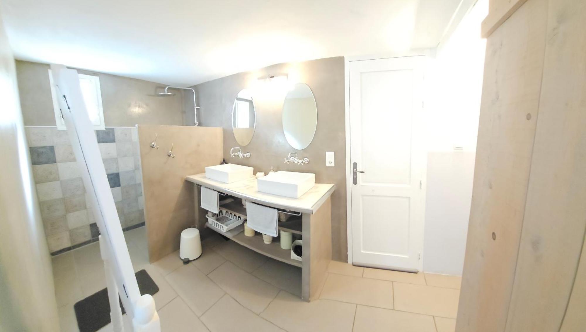 Au Coeur Du Luberon Hotell Cavaillon Exteriör bild